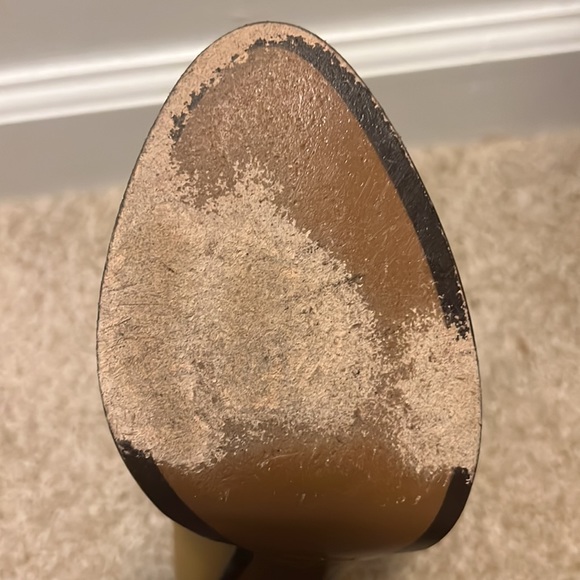 NWOT FENDI Oxblood Leather Pumps w Striped Stack Heel - Picture 7 of 8